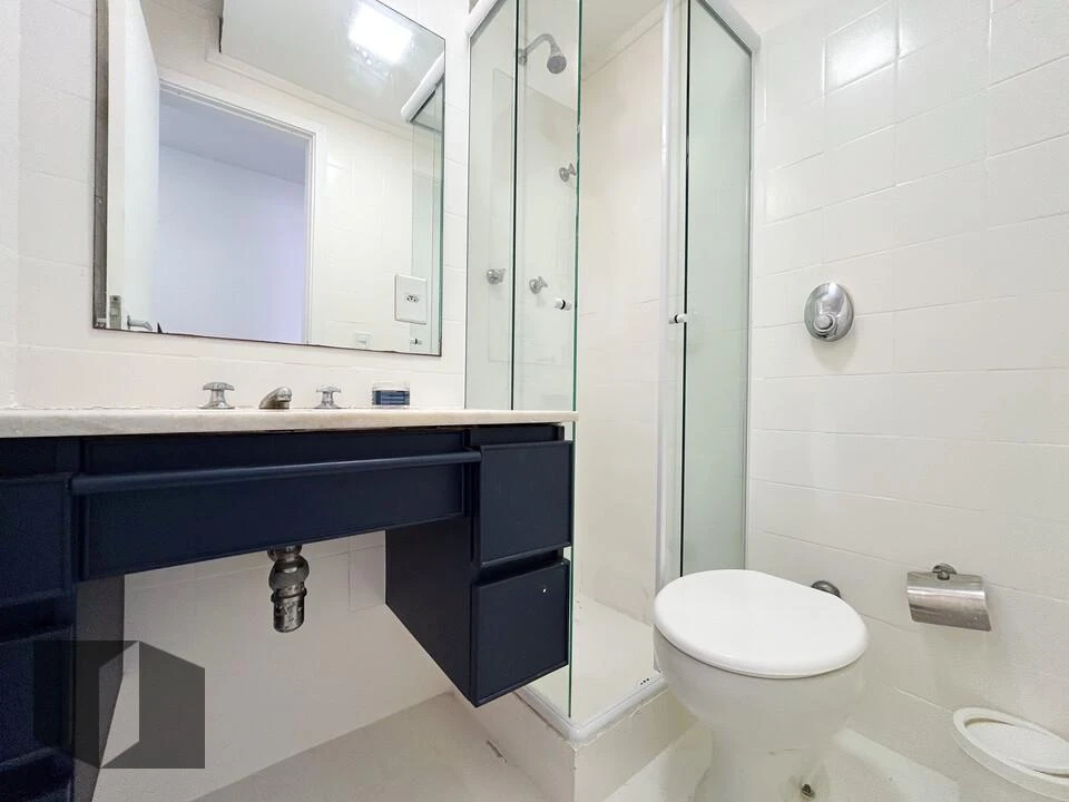Apartment, 70 m², with wood or laminate floors — photo 14