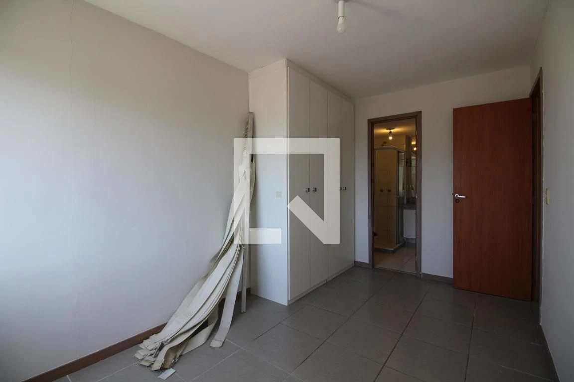 Home office in a 3-bedroom apartment, 115 m² — photo 13