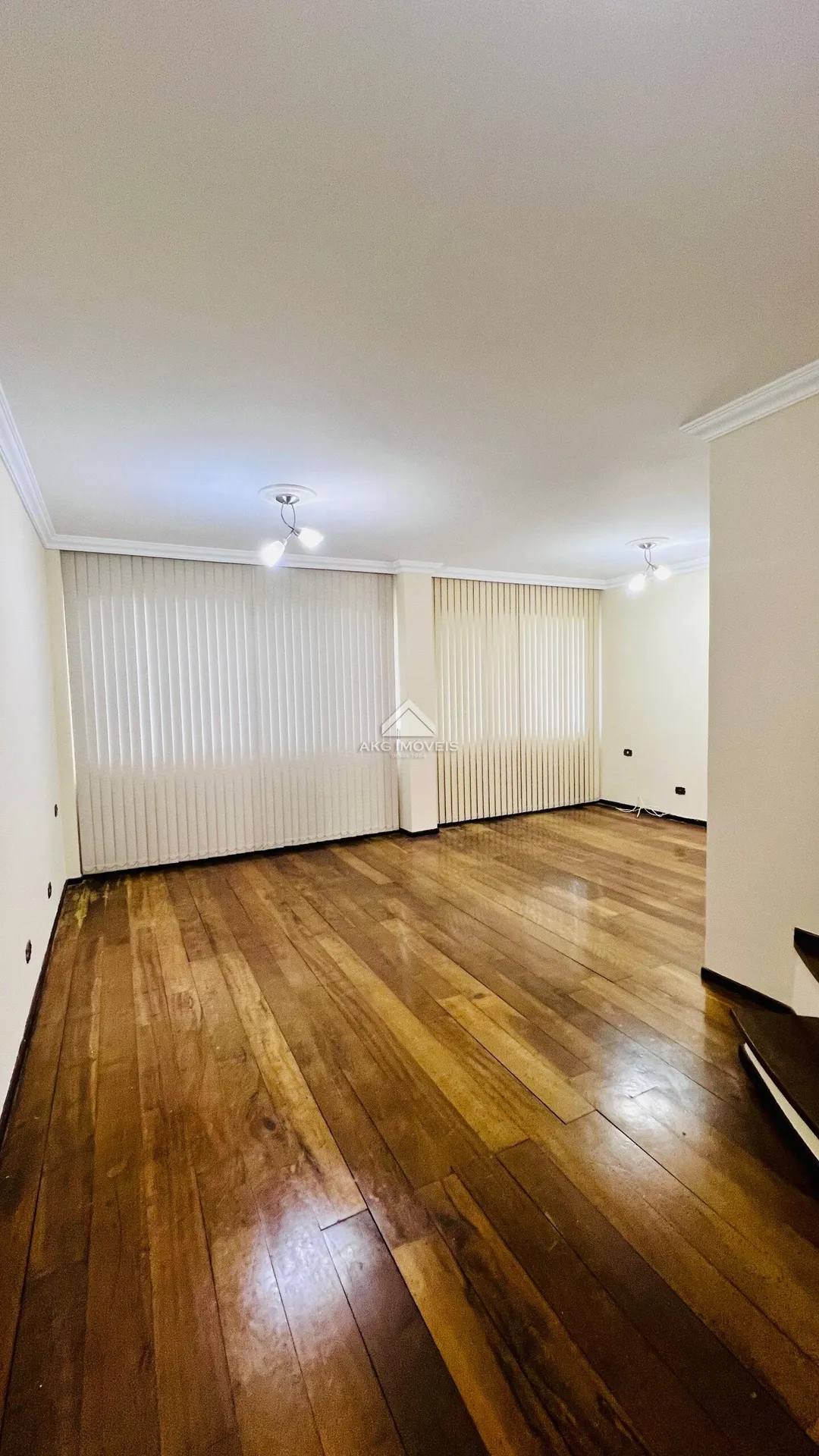 3-bedroom apartment with a home office in Curitiba — photo 17