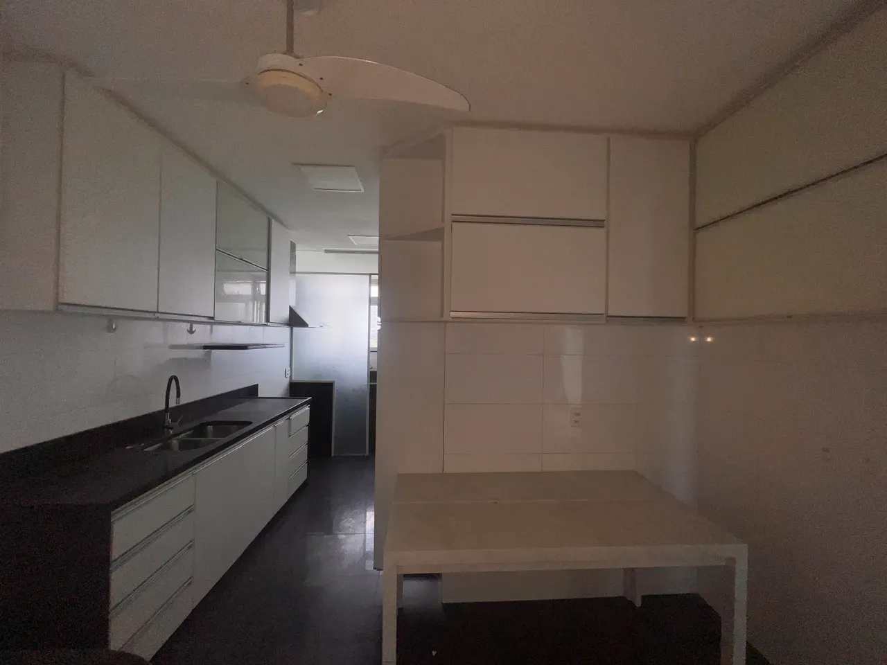 4-bedroom apartment with floor-to-ceiling windows — photo 23