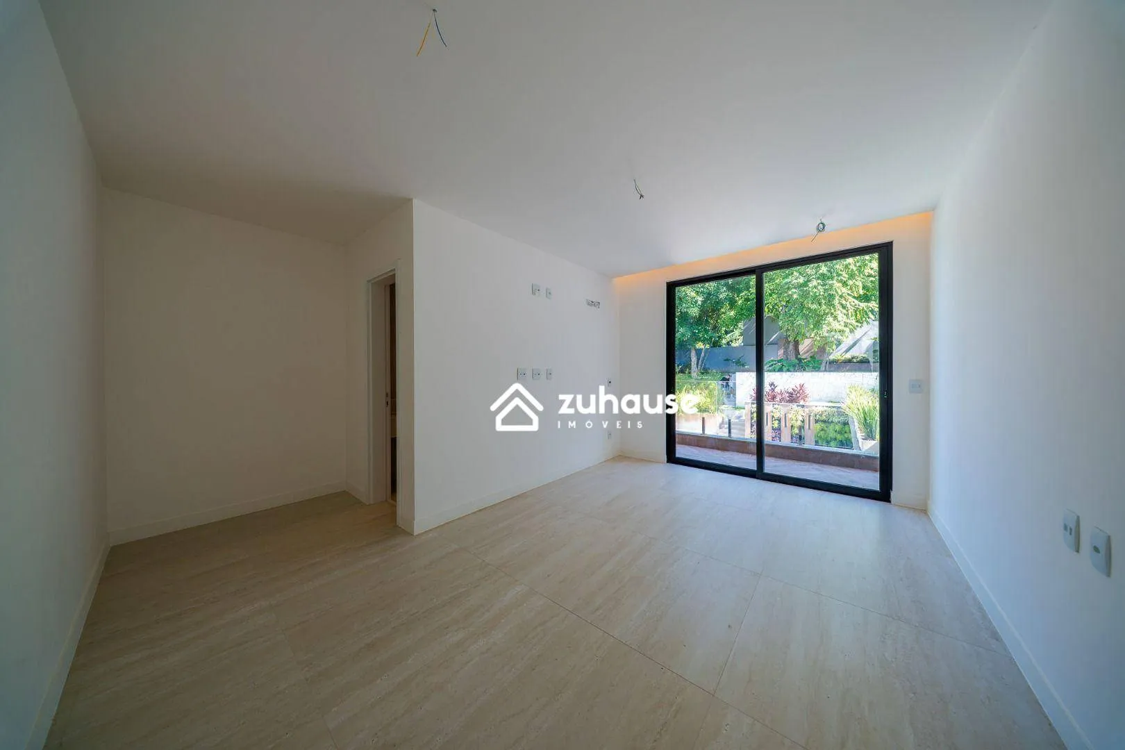Casa com 5 quartos e cozinha em conceito aberto — photo 54