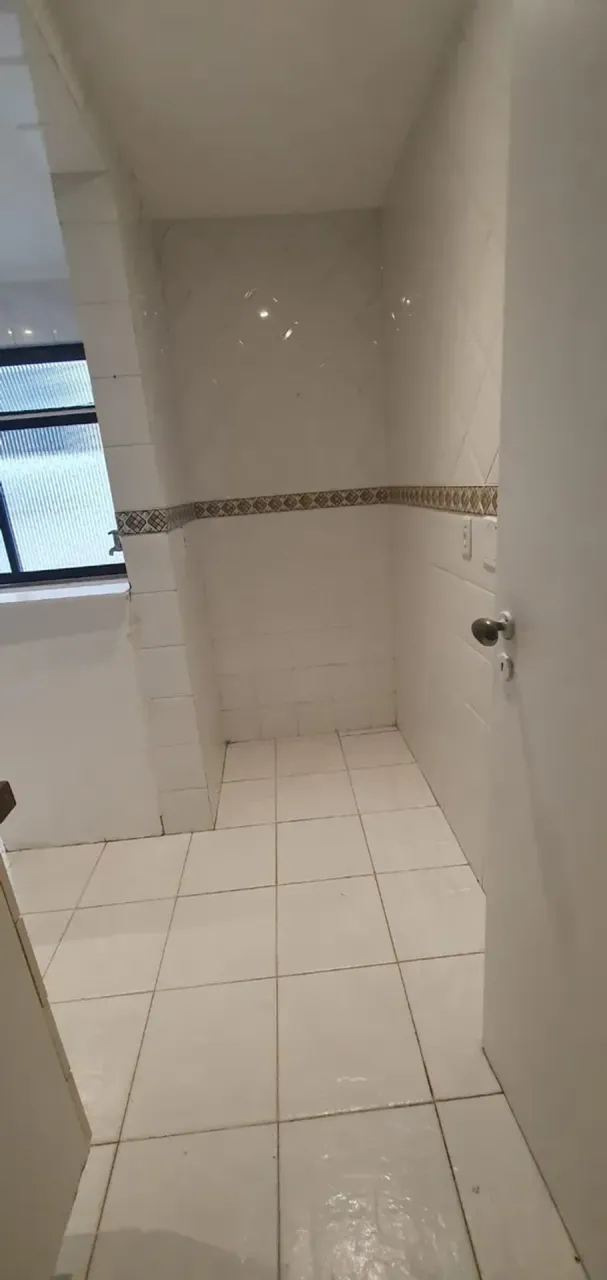 2-bedroom, 2-bath apartment with a parking space — photo 5