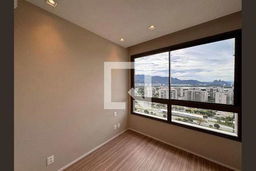 Rental apartment with 3 en-suite bedrooms and 130 m² — photo 22
