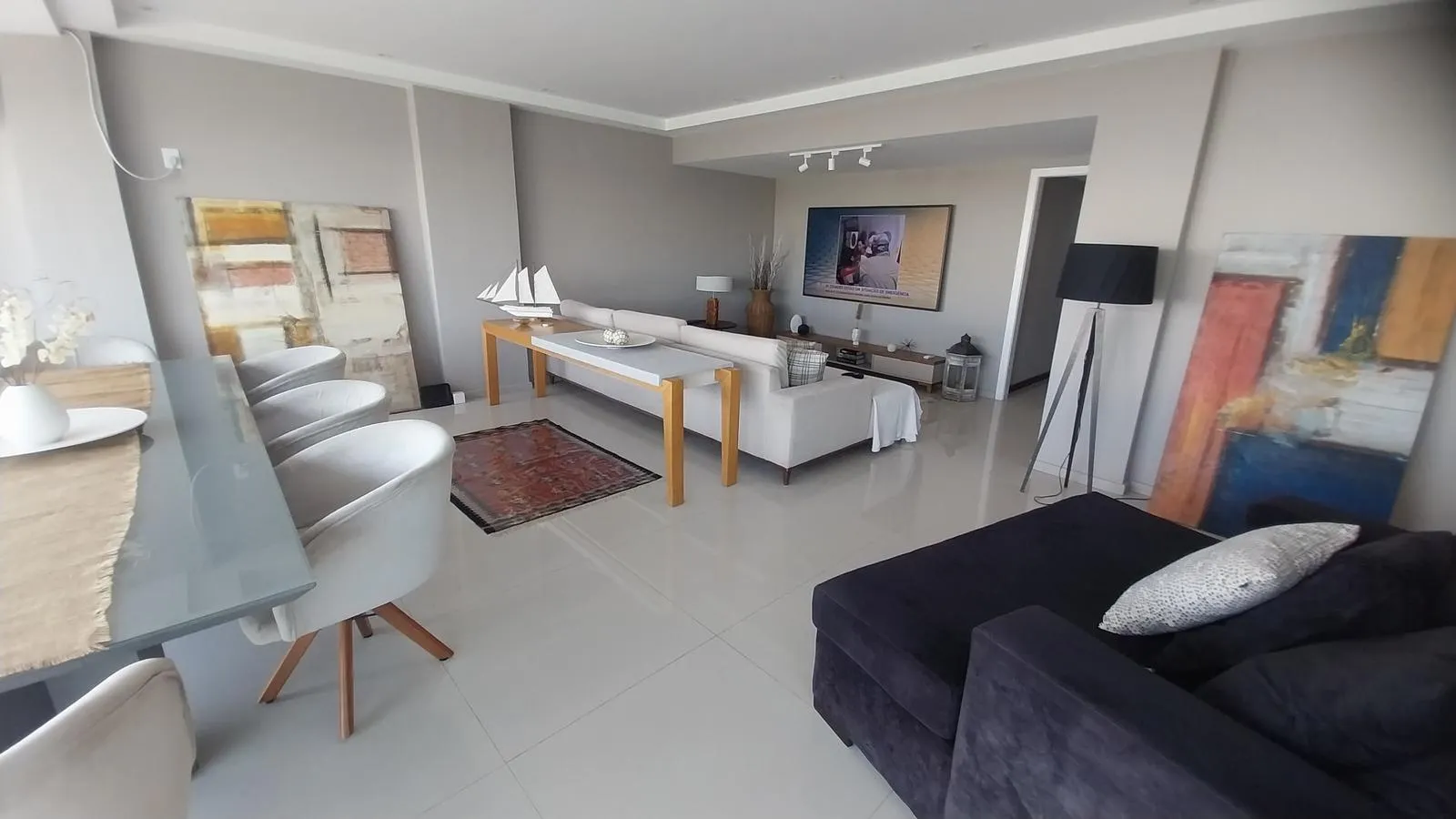 Unfurnished apartment with 4 bedrooms and 5 bathrooms — photo 19