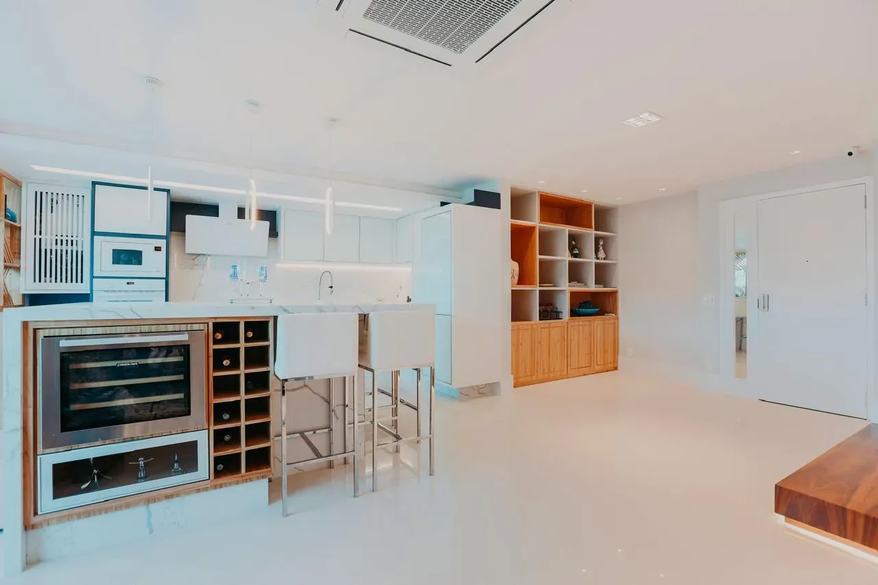 3-bedroom apartment in a building with a sauna — photo 10