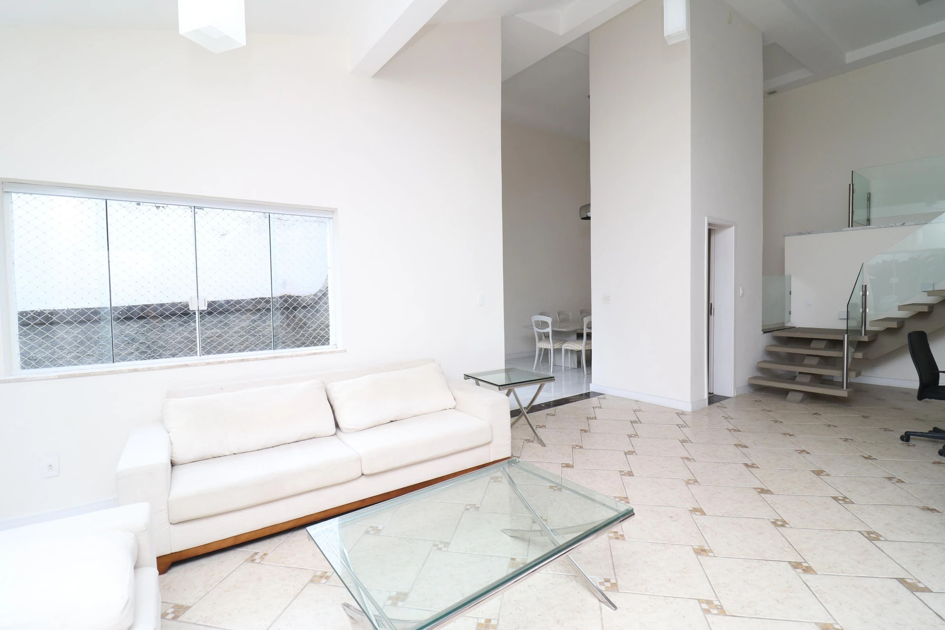 Vestidor y 5 dormitorios: casa de 420 m² — photo 15