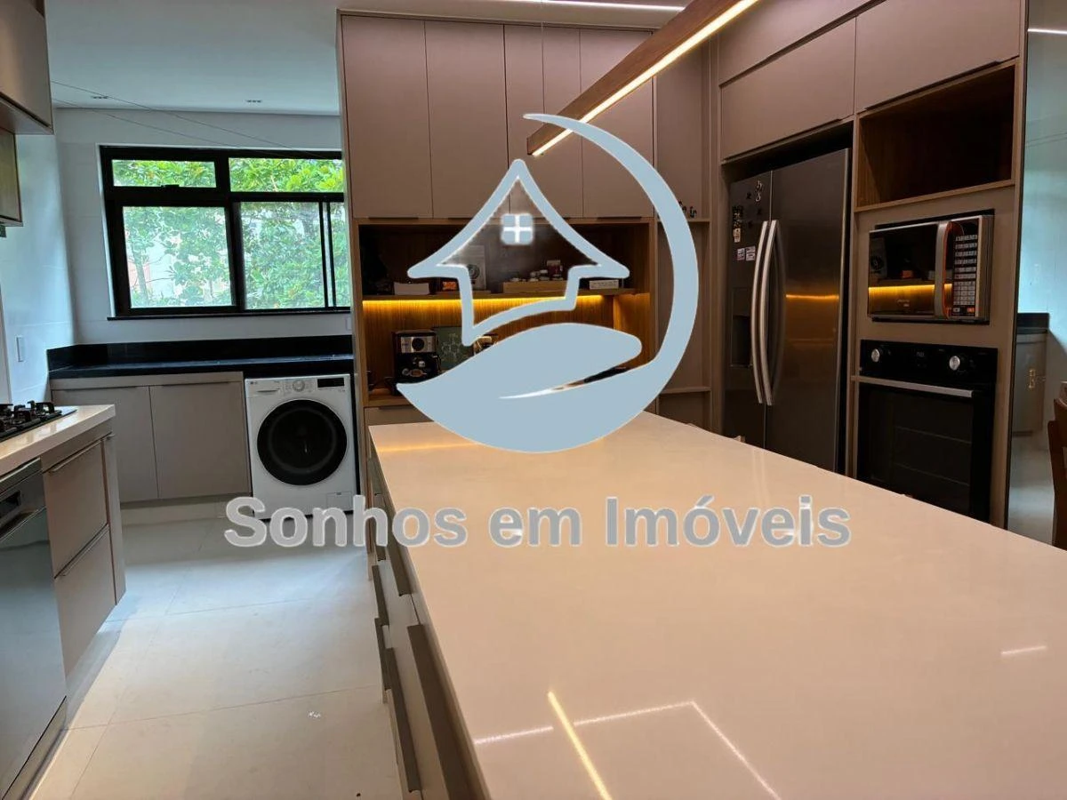 Apartamento de 4 quartos com cozinha americana e 190 m² — photo 27