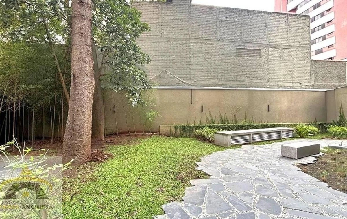 2-bedroom apartment with a washing machine in Curitiba — photo 29
