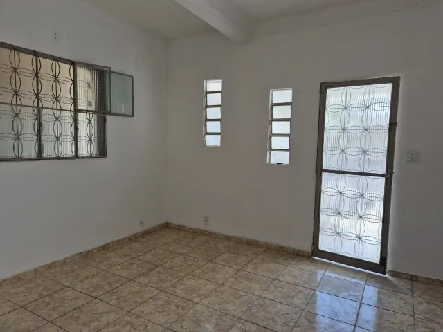 Casa sem mobília com 3 quartos e cozinha a gás — photo 2
