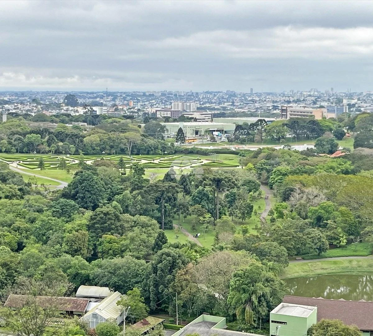 Park view in a 3-bedroom apartment, 177 m² — photo 8