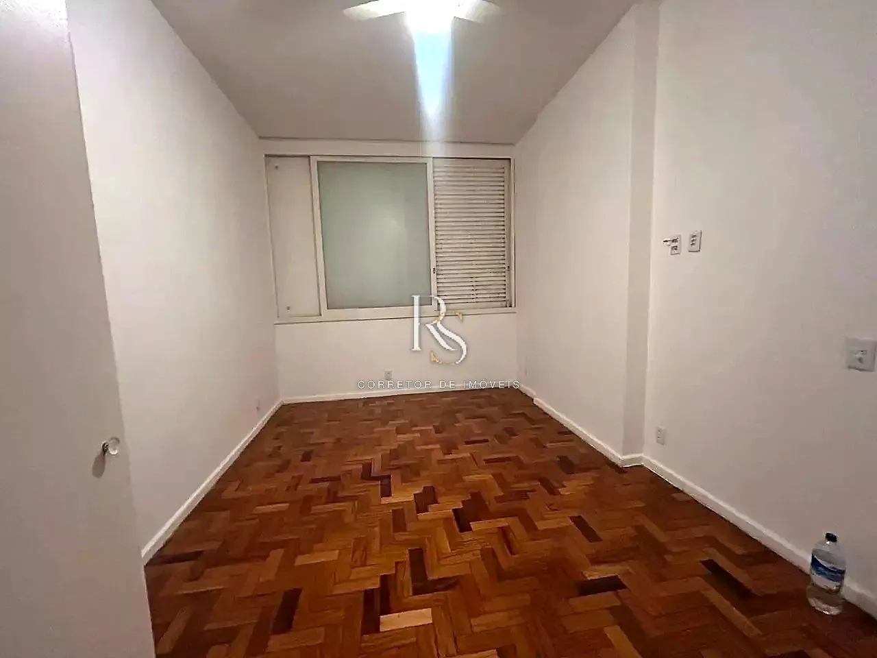 Apartment on the 1st floor with floor-to-ceiling windows — photo 11
