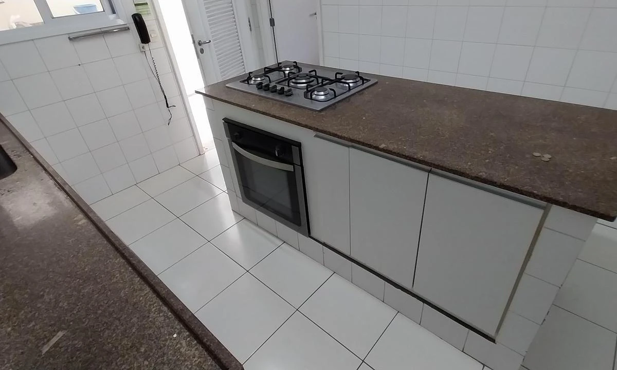 Casa de 4 dormitorios con balcón gourmet — photo 4