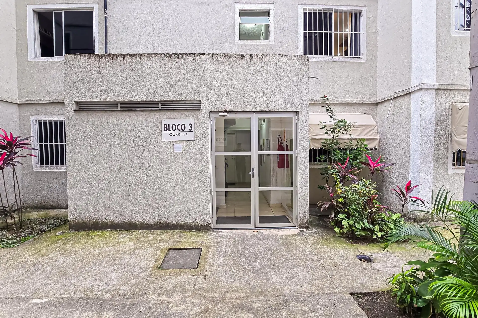 Furnished apartment, 43 m², with a mountain view — photo 28