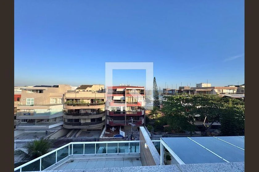 Rental penthouse with 3 en-suite bedrooms and 306 m² — photo 50