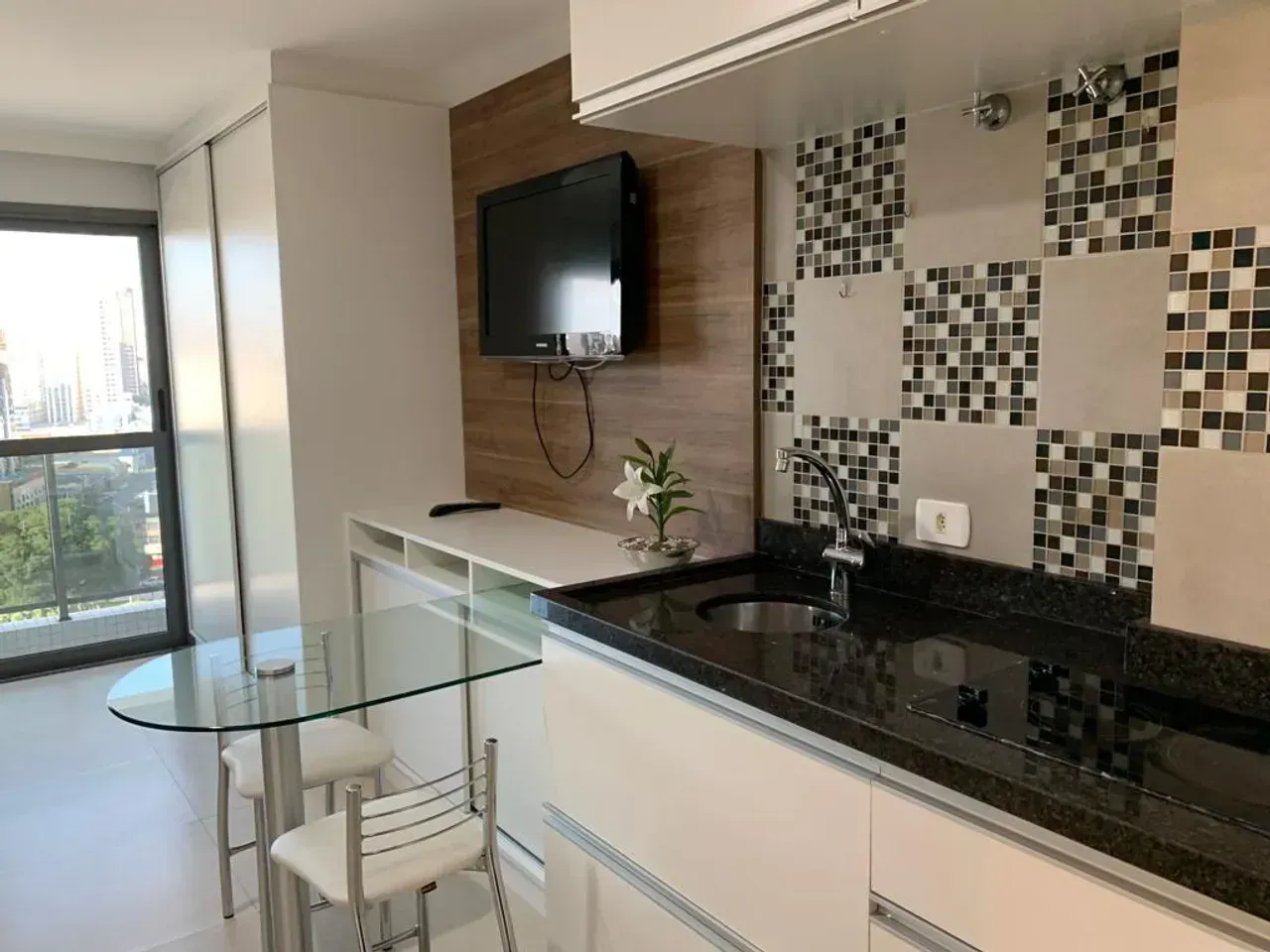 Мебльована квартира з 1 спальнею 30 м² та кухнею-студією — photo 15