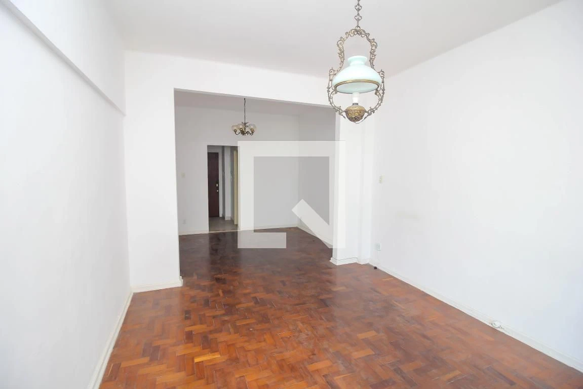 Studio, 40 m², with wood or laminate floors — photo 16