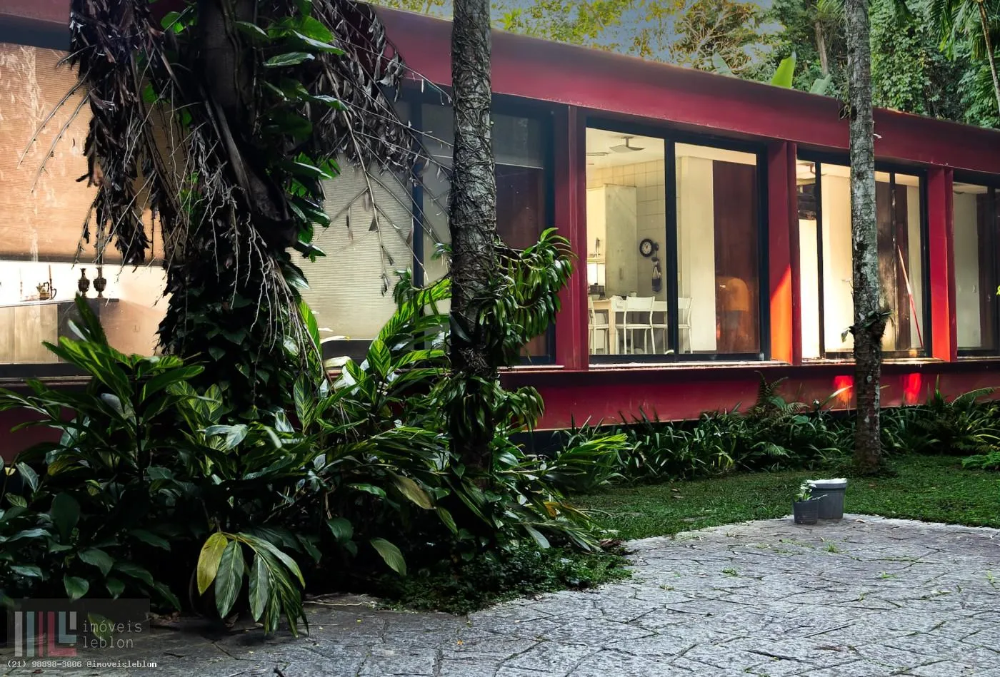 Furnished house with 6 suites, 7 bathrooms and 10 parking — photo 19