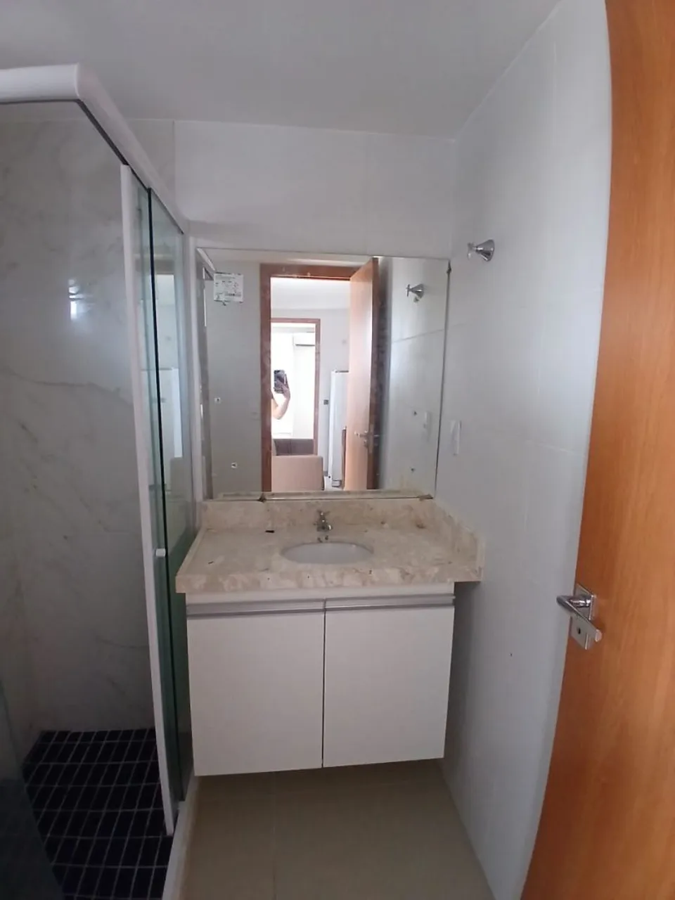 Furnished 1-bedroom apartment with a balcony and no parking — photo 15