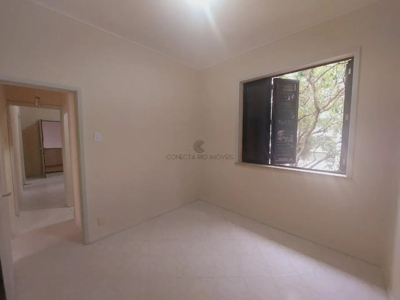 Apartment with 2 bedrooms and a balcony — photo 13