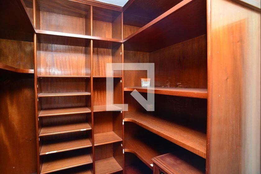 Apartamento de 4 quartos com 215 m² e varanda envidraçada — photo 23