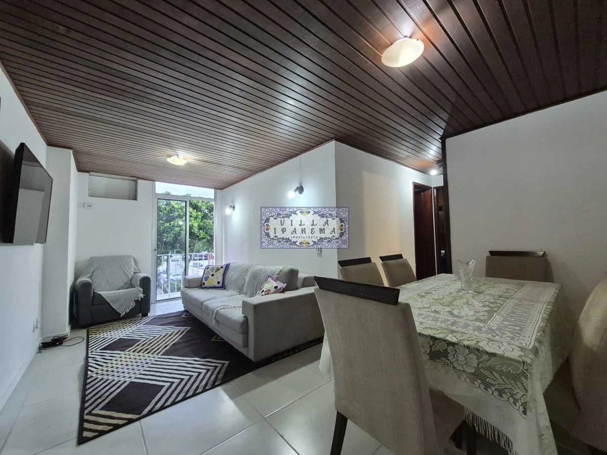 Furnished 2-bedroom apartment with private barbecue — photo 23