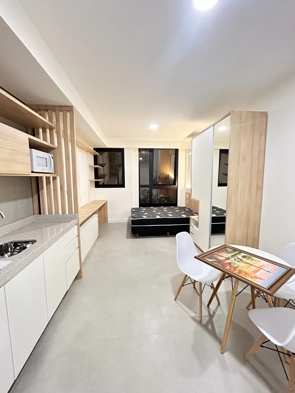 Furnished apartment, 31 m², with a home office
