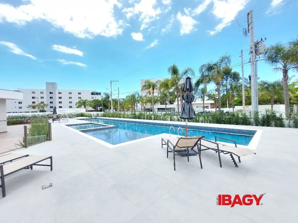 Apartamento amueblado de 2 dormitorios y 121 m² — photo 11