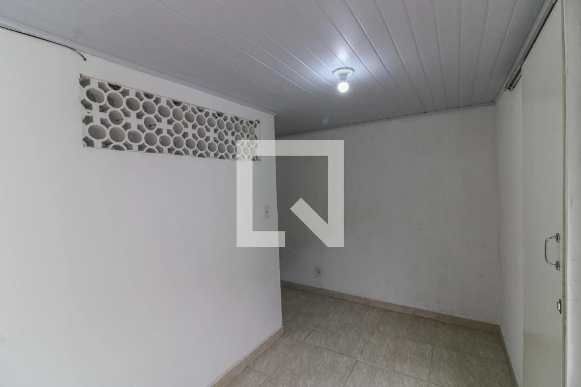 Unfurnished house with 1 bedroom and 1 bathroom — photo 10