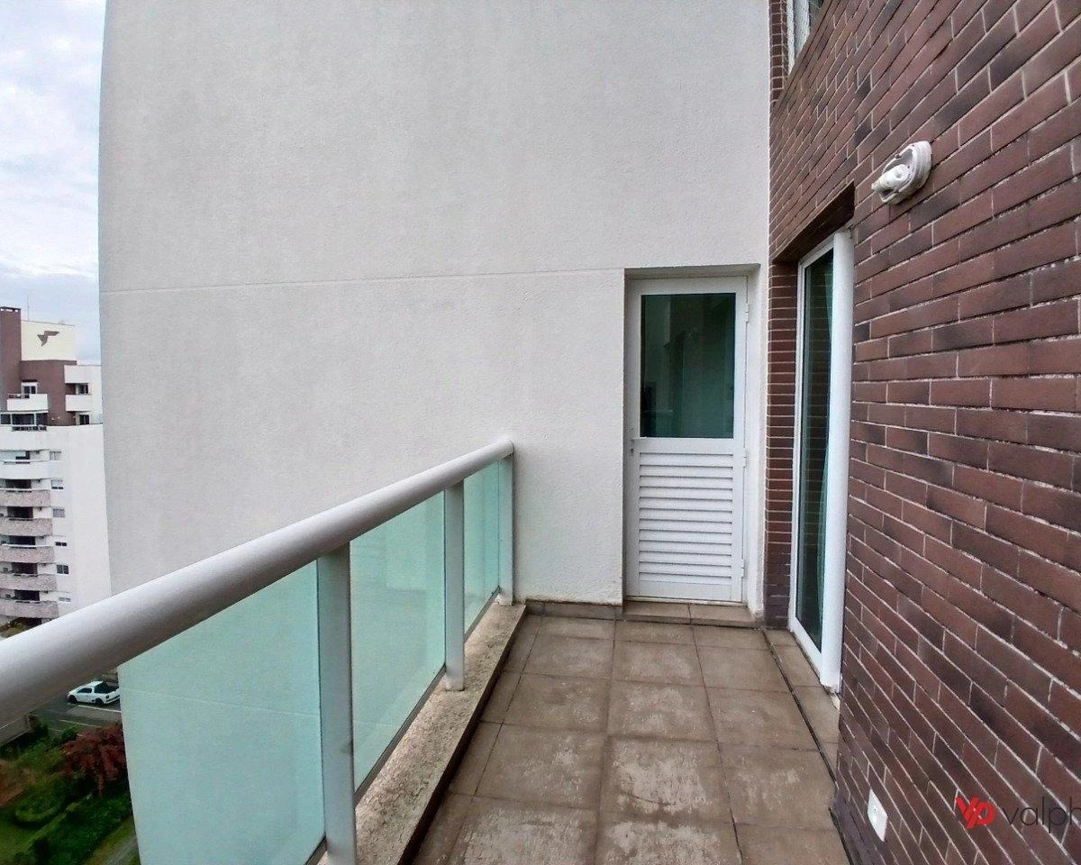 Home office in a 2-bedroom apartment, 105 m² — photo 18