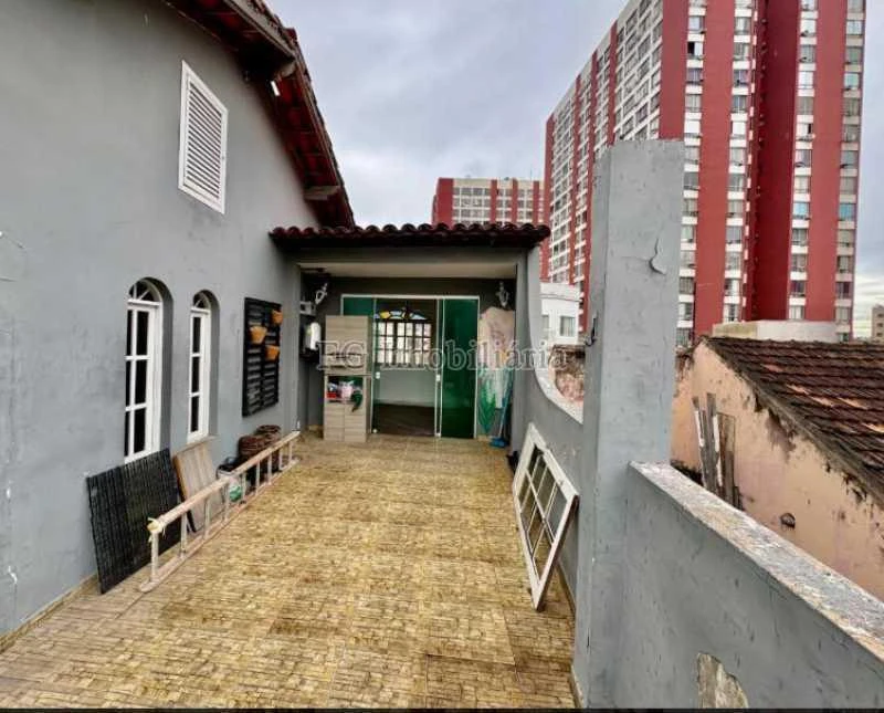 Casa com 5 quartos, cozinha a gás e 1 vaga — photo 15