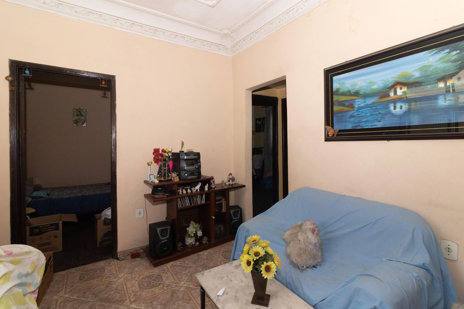 Furnished 2-bedroom apartment with a separate gas kitchen