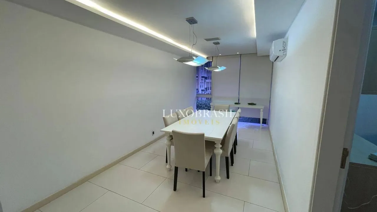 Apartamento mobiliado com 4 quartos e 5 banheiros — photo 20