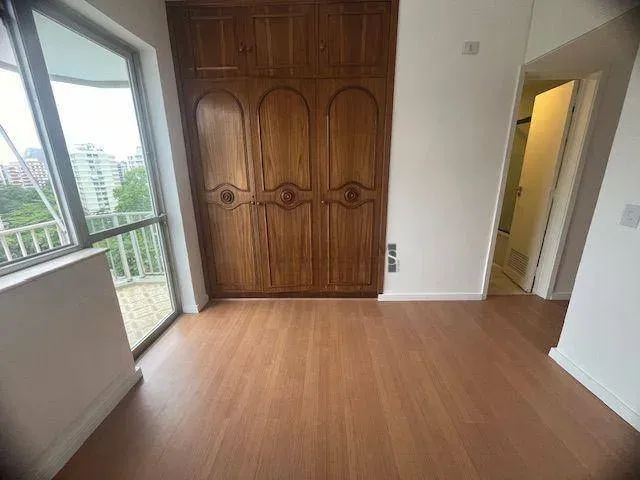 Mountain view in a 3-bedroom apartment, 115 m² — photo 2