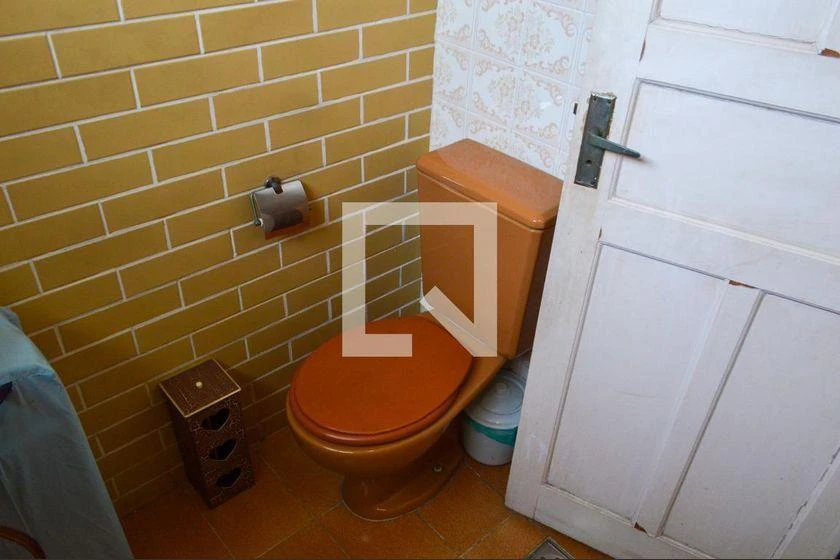 House with 5 bedrooms, balcony and 650 m² — photo 8