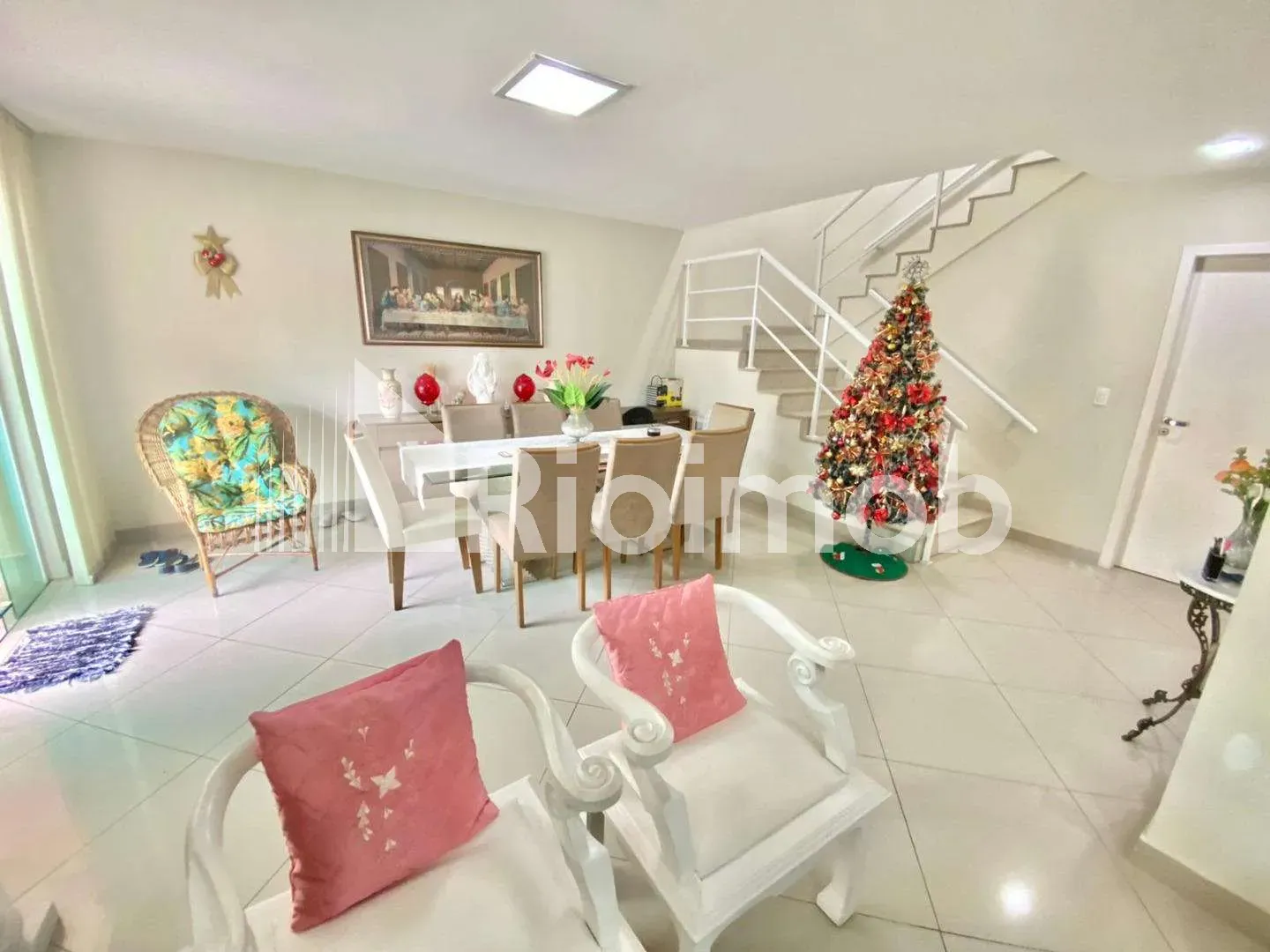 3-bedroom house with 5 bathrooms and 2 parking spots — photo 8