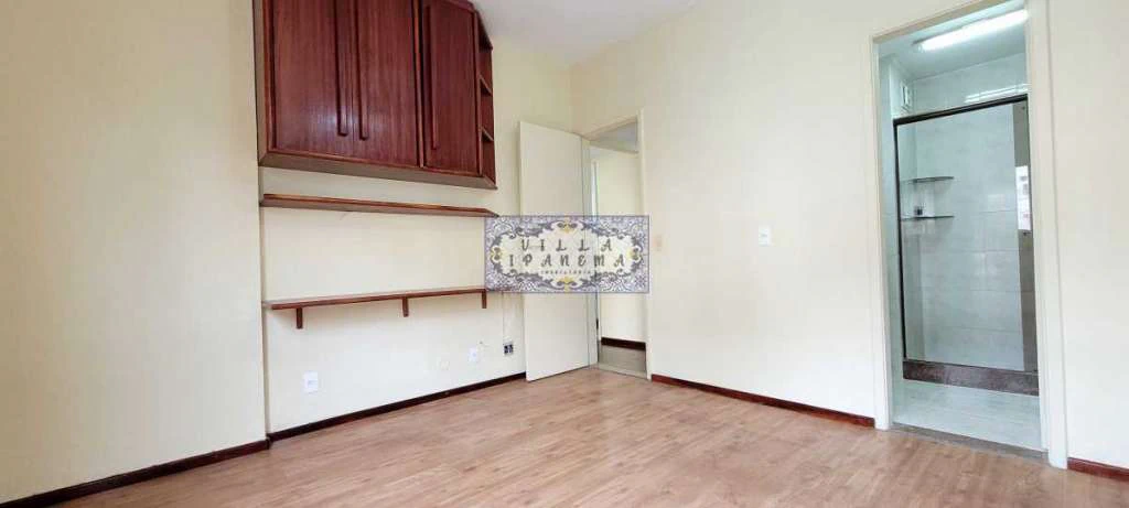 129 m² apartment with 3 bedrooms and a balcony — photo 27