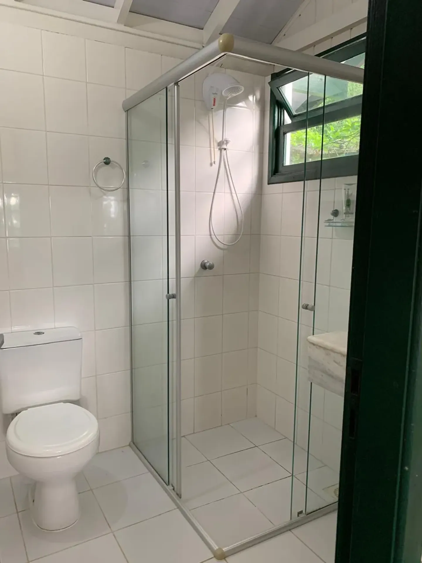 One-bedroom apartment with a home office in Florianópolis — photo 12
