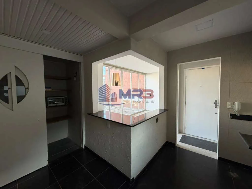 Top-floor apartment with 2 bedrooms and private BBQ — photo 27
