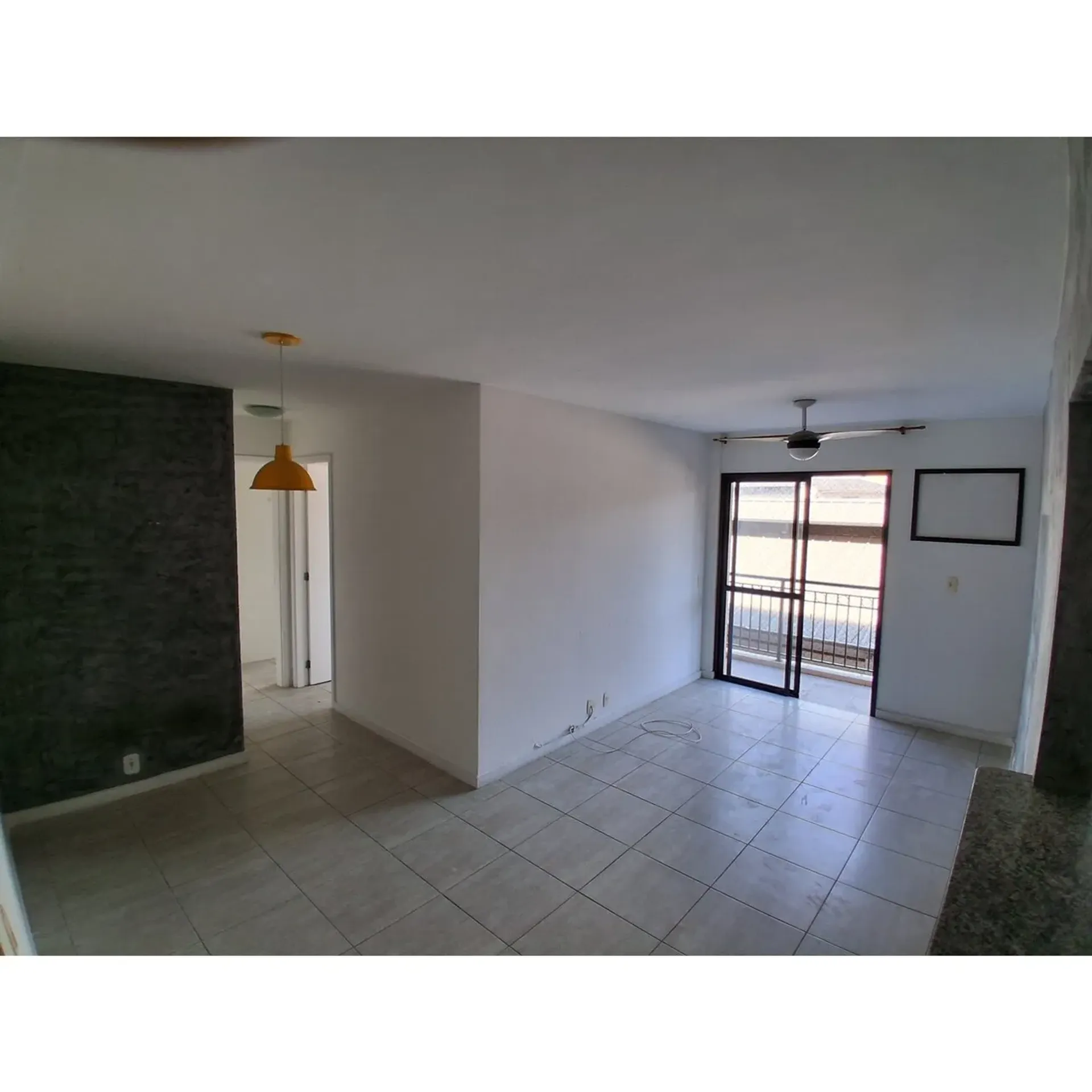 73 m² 2-bedroom rental apartment with balcony