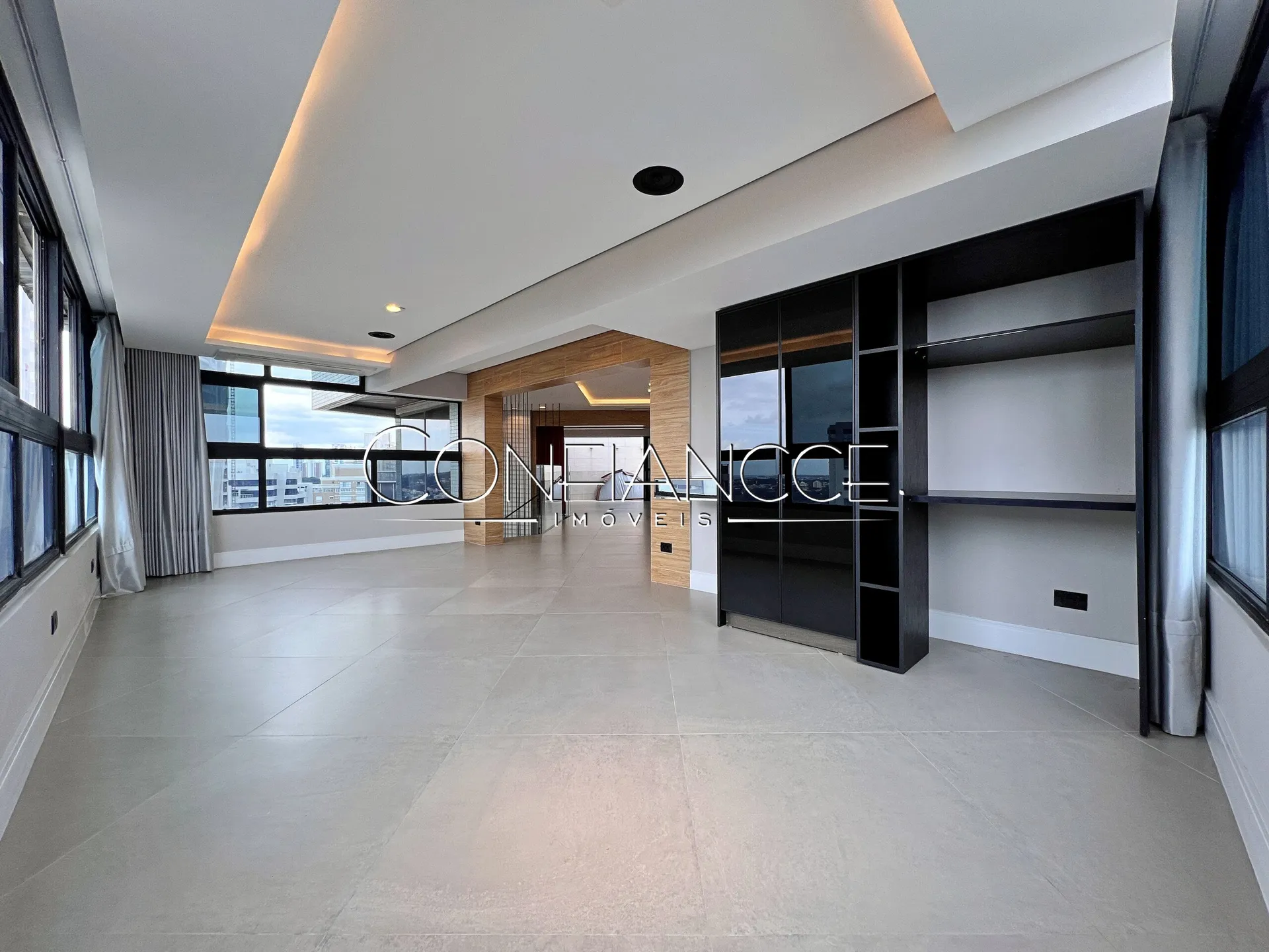 Apartamento de 463 m² con 3 suites y 4 plazas — photo 35