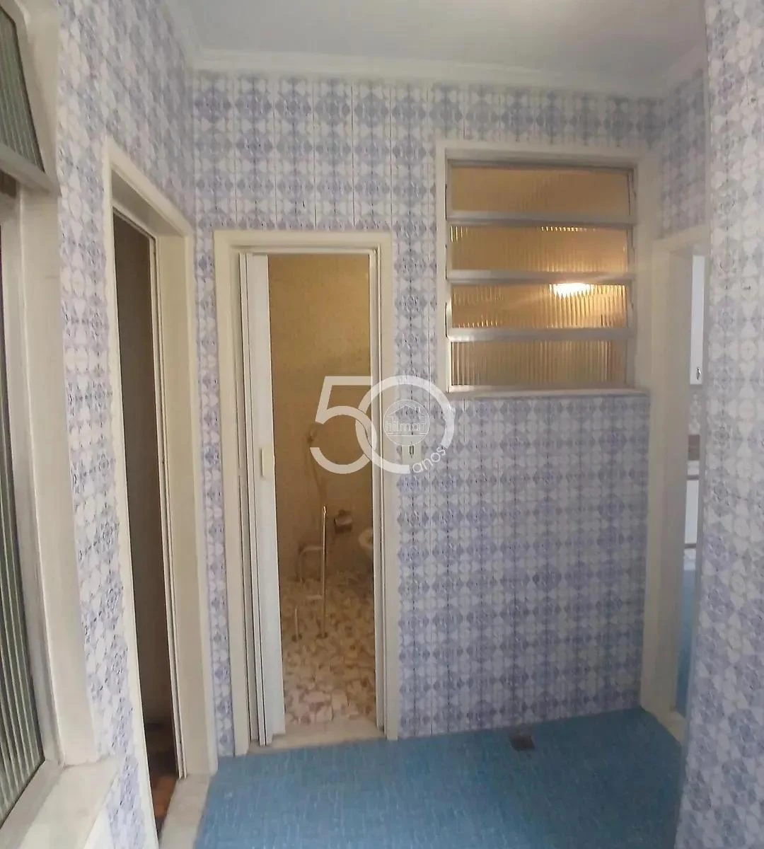 81 m² apartment with 2 bedrooms and glass shower — photo 7