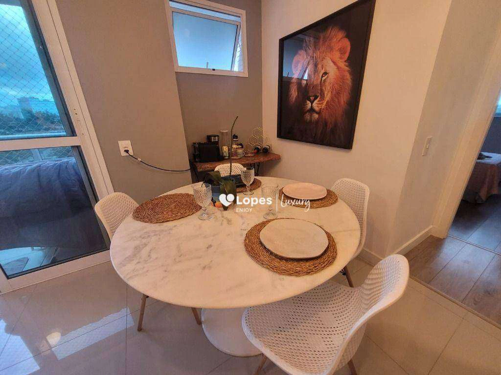 Furnished 2-bedroom apartment with a private BBQ — photo 19