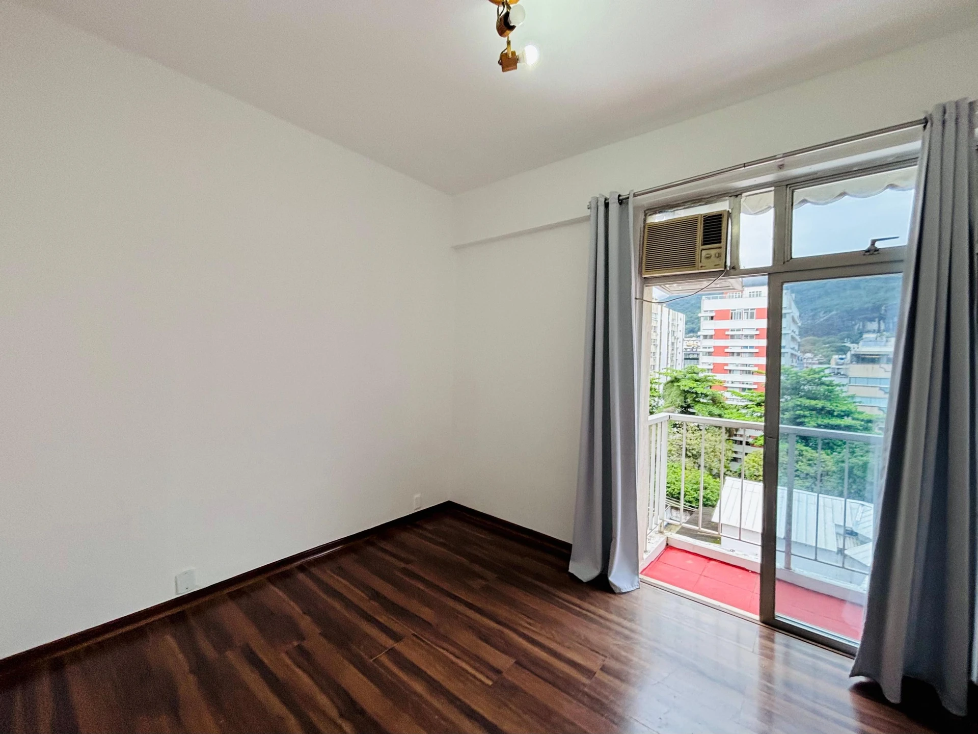 Apartment, 102 m², with a washing machine — photo 13
