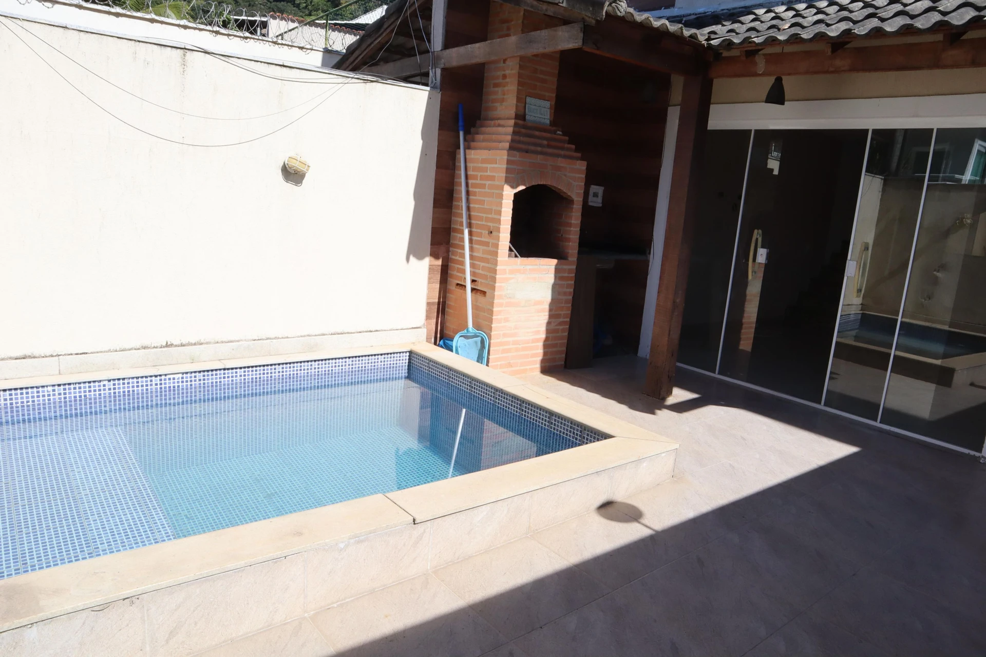 2-bedroom house with a garden in Rio de Janeiro — photo 20