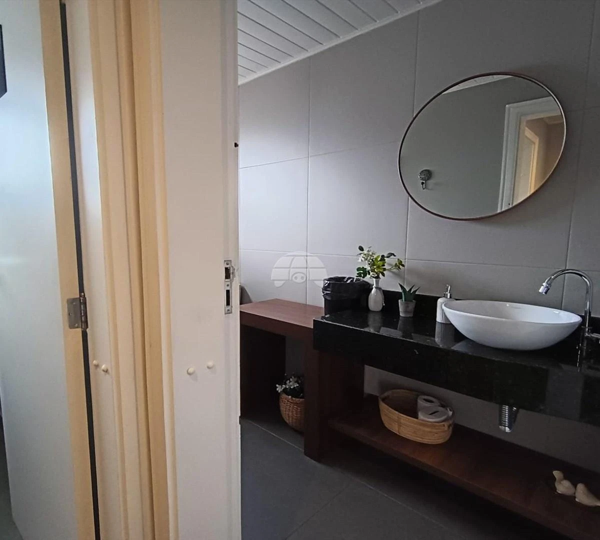 Furnished apartment, 70 m², with a washing machine — photo 22