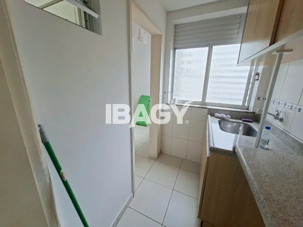 Apartamento mobiliado com cozinha fechada a gás e área 199 m² — photo 18