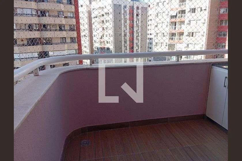 Квартира з 2 спальнями з ванною і балконом, 75 м² — photo 17