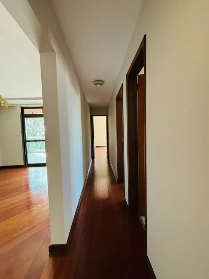 Apartment with 3 bedrooms and 1 bathroom — photo 24