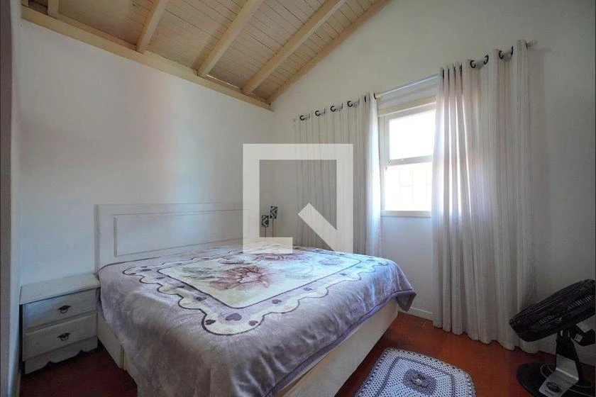 Furnished house with private garden and BBQ — photo 28