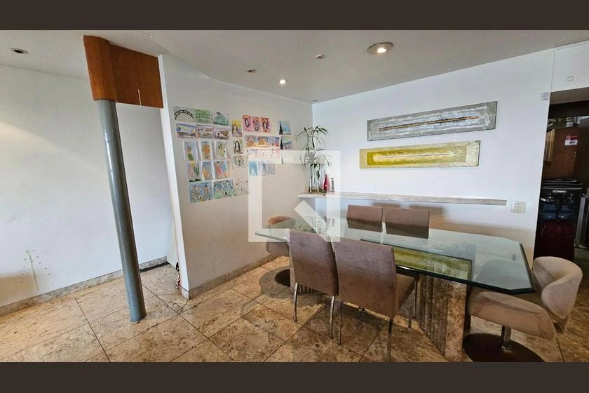 4-bedroom rental apartment with 180 m² of space — photo 3